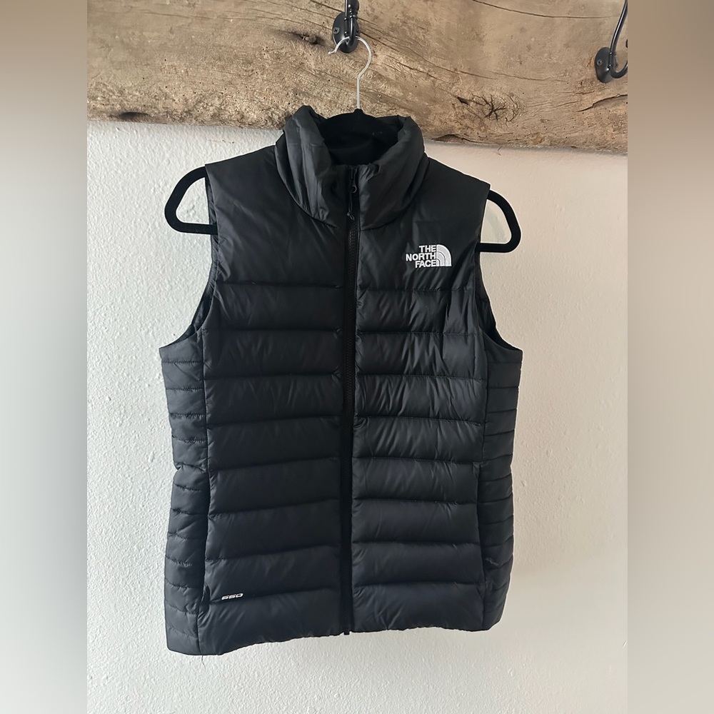 The North Face 550 Down Full Zip Black Puffer Vest Size Medium Womens